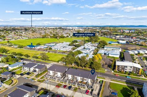 Photo of property in 2 Kaokao Lane, Mangere, Auckland, 2022
