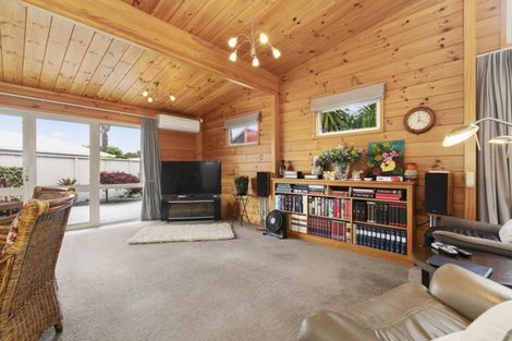 Photo of property in 1 Ririnui Place, Maungatapu, Tauranga, 3112