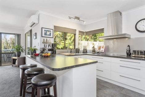 Photo of property in 52 Little John Drive, Bellevue, Tauranga, 3110