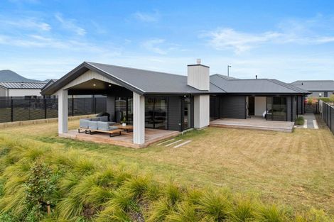 Photo of property in 12 Ngaru Crescent, Richmond Heights, Taupo, 3330