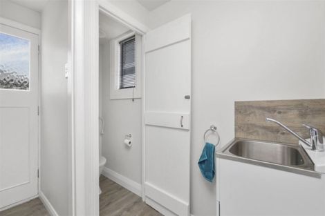 Photo of property in 156 Wainoni Road, Avondale, Christchurch, 8061