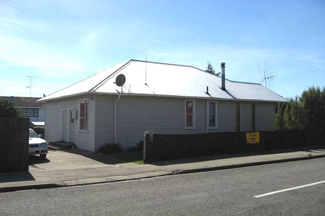 Photo of property in 1 Clifton Terrace, West End, Timaru, 7910
