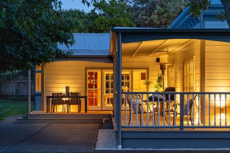 Photo of property in 43 Dale Road, Raumati South, Paraparaumu, 5032