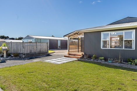 Photo of property in 2 Robert Mckeen Street, Otaki Beach, Otaki, 5512