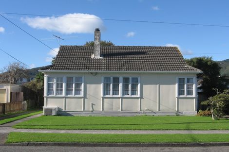 Photo of property in 3 Benge Crescent, Naenae, Lower Hutt, 5011