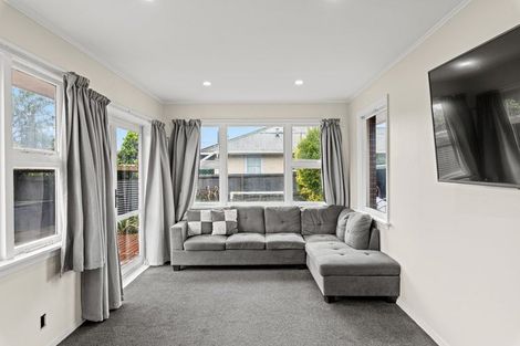 Photo of property in 12 Newport Street, Avondale, Christchurch, 8061
