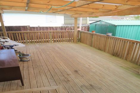 Photo of property in 373 Bucklands Beach Road, Bucklands Beach, Auckland, 2012