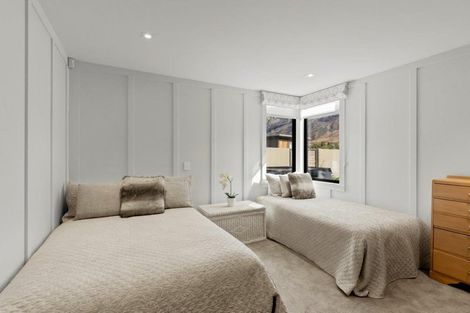 Photo of property in 2 Ploughmans Lane, Arrowtown, 9371