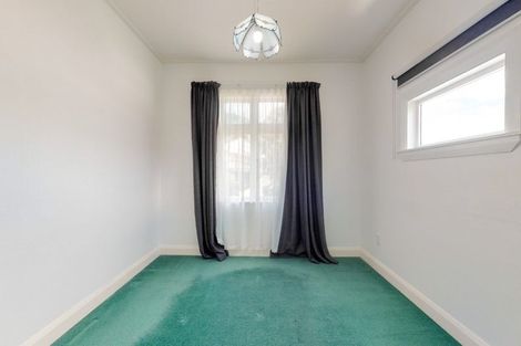 Photo of property in 3a Linwood Way, Island Bay, Wellington, 6023