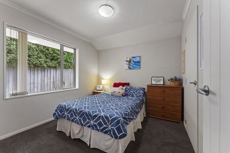 Photo of property in 9 Scarlet Lane, Redwood, Christchurch, 8051