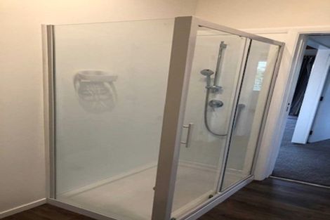 Photo of property in 2/37 Singers Road, Korokoro, Lower Hutt, 5012