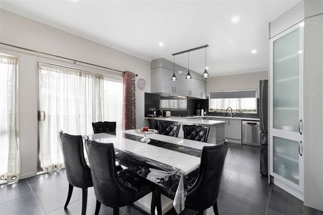 Photo of property in 7a Woodvale Road, Glen Eden, Auckland, 0602