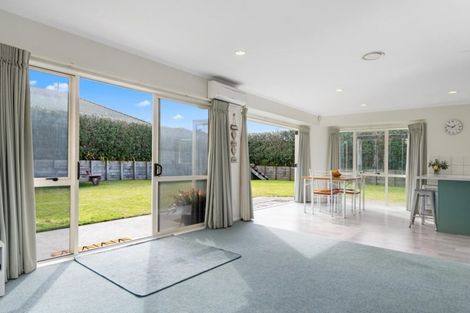 Photo of property in 129 Blake Boulevard, Papamoa Beach, Papamoa, 3118