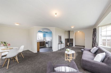Photo of property in 52 Acacia Street, Kelvin Grove, Palmerston North, 4414