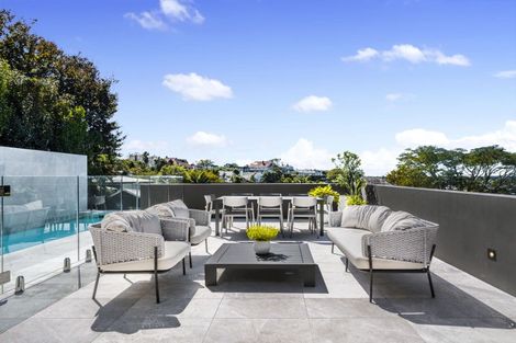Photo of property in 30 Ridings Road, Remuera, Auckland, 1050