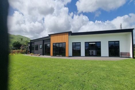 Photo of property in 152 Gladstone Road, Levin, 5571