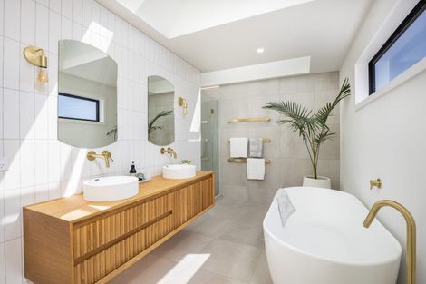 Photo of property in 7 Te Ara O Ngakeiha, Fitzroy, New Plymouth, 4312