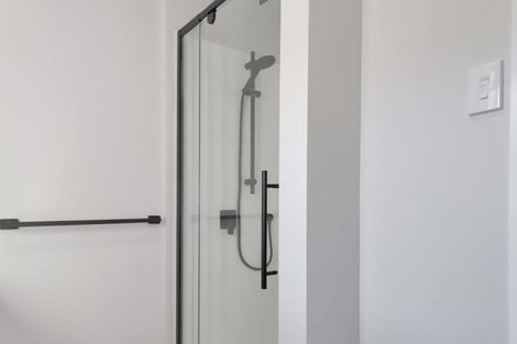 Photo of property in 55 Hungerford Road, Houghton Bay, Wellington, 6023