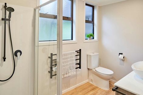 Photo of property in 190 Paremata Road, Paremata, Porirua, 5024