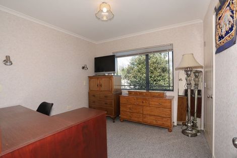 Photo of property in 3 Hillview Place, Feilding, 4702