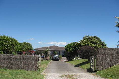 Photo of property in 40 Arawa Avenue, Maketu, Te Puke, 3189