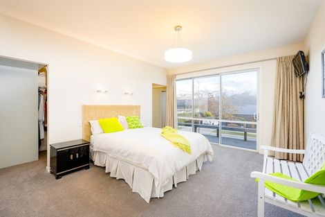 Photo of property in 2 Island View Place, Wanaka, 9305