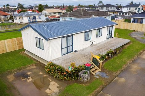 Photo of property in 1/21 York Road, Papatoetoe, Auckland, 2104
