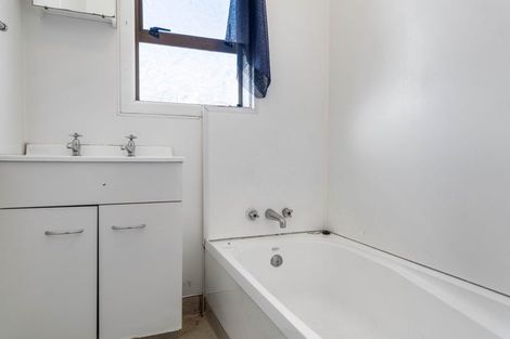 Photo of property in 15 Ranum Road, Papatoetoe, Auckland, 2025