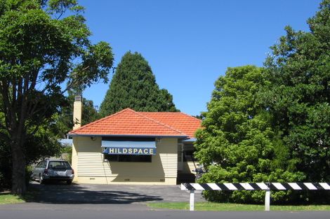 Photo of property in 208 Onewa Road, Birkenhead, Auckland, 0626