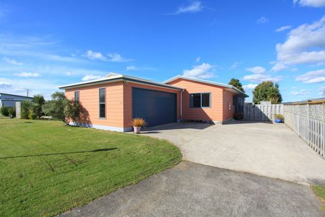 Photo of property in 26 Manukau Road, Raglan, 3225