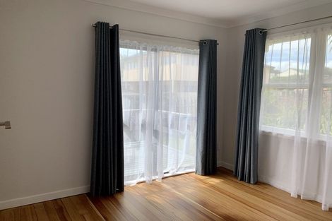 Photo of property in 1/5b Mcintyre Road, Mangere Bridge, Auckland, 2022