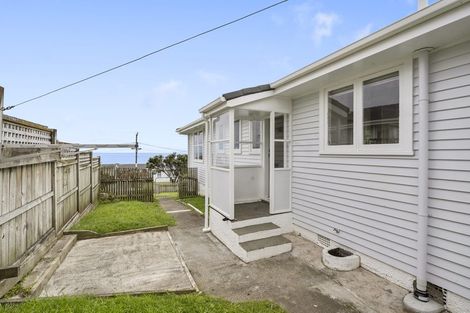 Photo of property in 30 Matatiro Street, Titahi Bay, Porirua, 5022