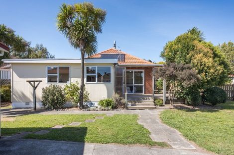 Photo of property in 1 Moheke Avenue, Roslyn, Palmerston North, 4414