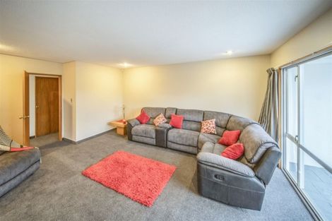 Photo of property in 23 Althorp Place, Avonhead, Christchurch, 8042