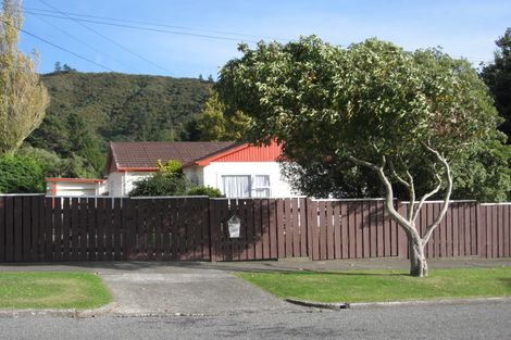 Photo of property in 188 Rata Street, Naenae, Lower Hutt, 5011