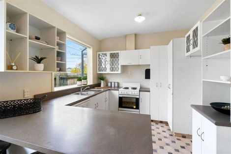 Photo of property in 2 Milton Street, Somerfield, Christchurch, 8024