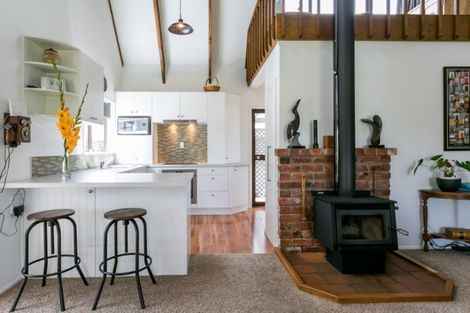 Photo of property in 70 Le Quesne Road, Bay View, Napier, 4104