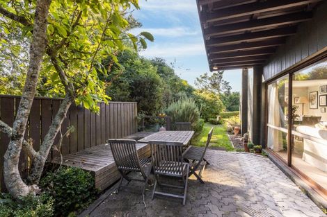 Photo of property in 27 Simla Avenue, Havelock North, 4130