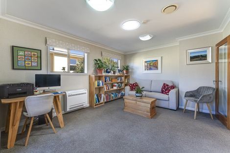 Photo of property in 18 Reeves Street, Stoke, Nelson, 7011