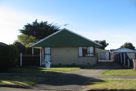 Photo of property in 18 Thurso Place, New Brighton, Christchurch, 8083