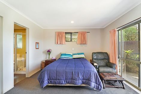 Photo of property in 2425d State Highway 2, Pukehina, Te Puke, 3186