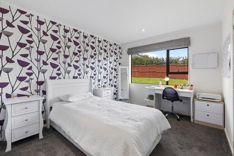 Photo of property in 15 Pounamu Avenue, Greenhithe, Auckland, 0632