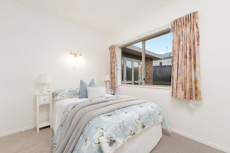 Photo of property in 17a Tirimoana Road, Te Atatu South, Auckland, 0602