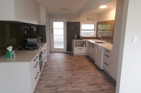 Photo of property in 37 Herbert Road, Queenwood, Hamilton, 3210