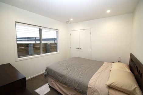 Photo of property in 5 Waterloo Place, Westown, New Plymouth, 4310