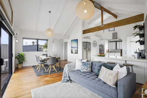 Photo of property in 55 Ardern Avenue, Stanmore Bay, Whangaparaoa, 0932