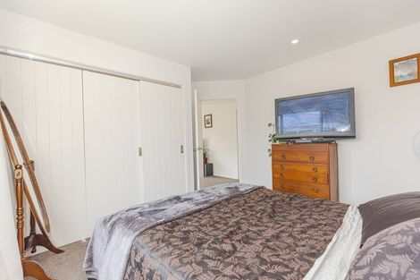 Photo of property in 5a Karaka Street, Castlecliff, Wanganui, 4501