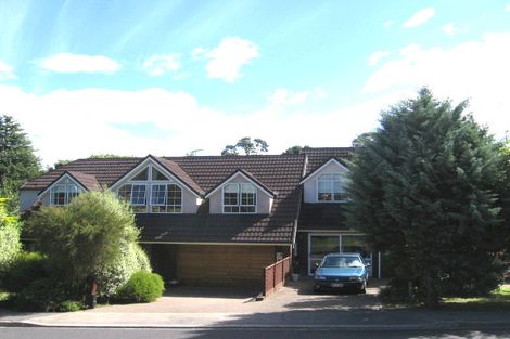 Photo of property in 1/48 Seaton Road, Murrays Bay, Auckland, 0630