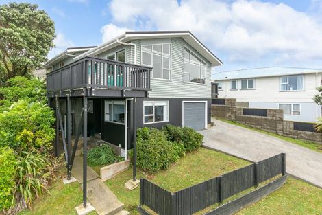 Photo of property in 184 Buckley Road, Southgate, Wellington, 6023