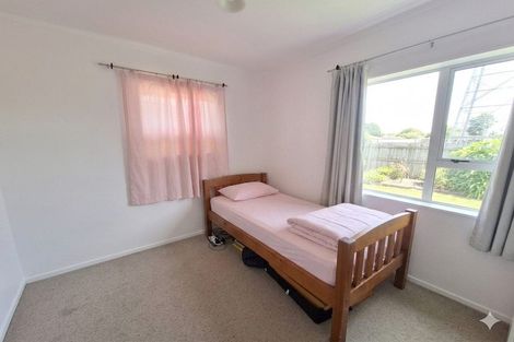 Photo of property in 2/17 Berwyn Avenue, Takanini, 2112